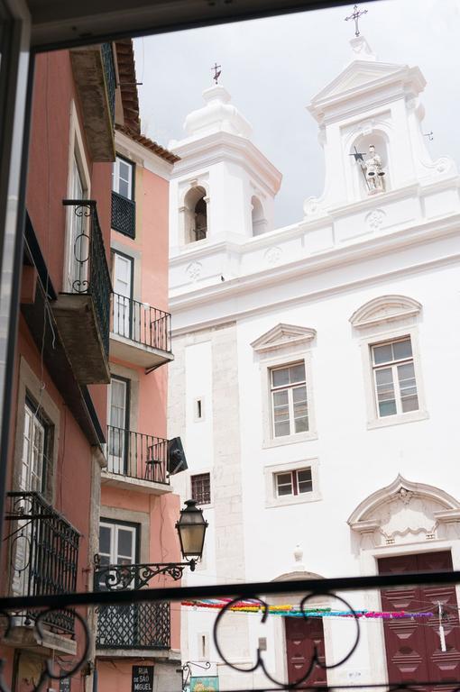 Beautiful Studio In Historic Alfama Lissabon Zimmer foto